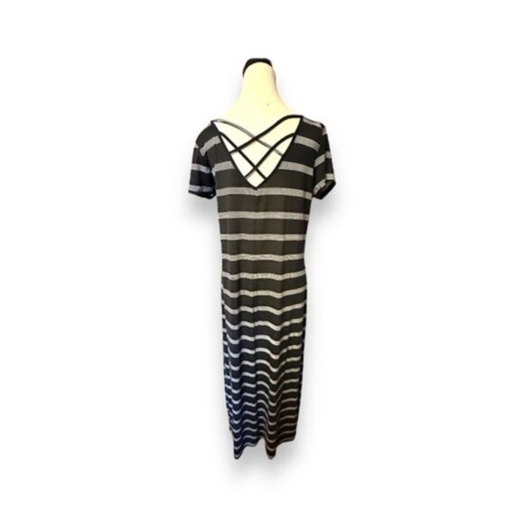 Women’s Short Sleeve Strappy Back Striped Maxi Dress Medium - Picture 3 of 7